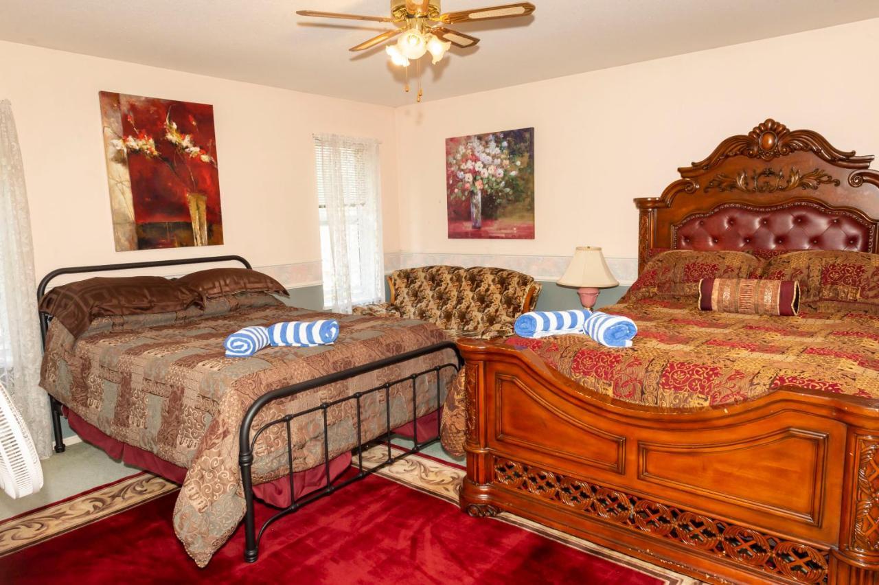 B&B In Fraser Valley アボッツフォード エクステリア 写真