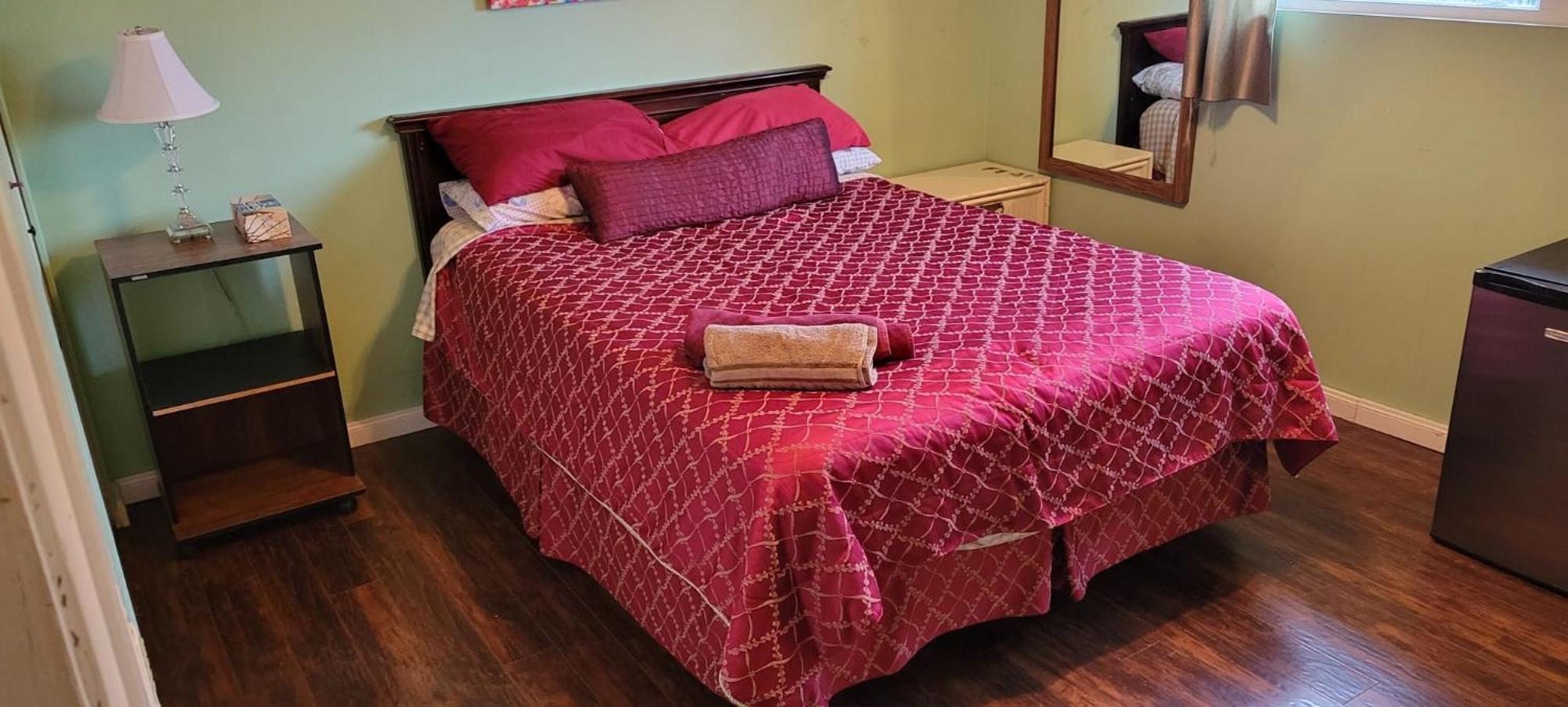 B&B In Fraser Valley アボッツフォード エクステリア 写真