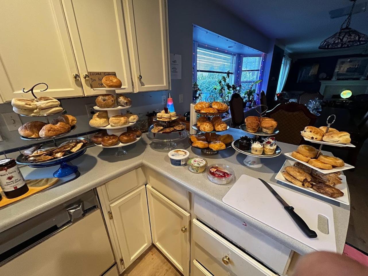 B&B In Fraser Valley アボッツフォード エクステリア 写真
